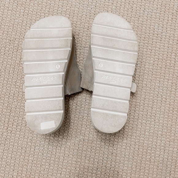 J/S Slides NYC Buckle Slides - Picture 4 of 4